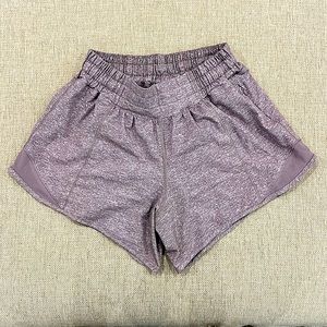 Lululemon Hotty Hot High-Rise Lined Shorts 4”